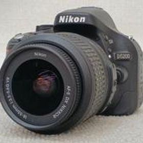 デジタル一眼レフ レンズキット D5200 NIKON