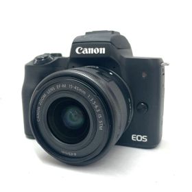 Canon EOS Kiss M ダブルズームキット