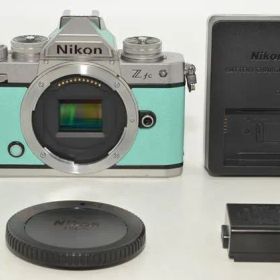 1214★美品・ショット数222回★Nikon ミラーレス一眼カメラ Zfc シルバー プレミアムエクステリア ミントグリーン