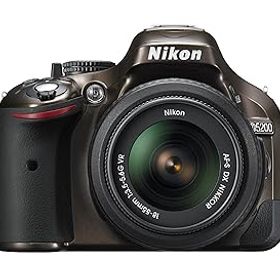 【中古】【39shop】Nikon★デジタル一眼レフカメラ D5200 レンズキット AF-S DX NIKKOR 18-55mm f3.5-5.6G VR ブロンズ D5200LKBZ（非常に良い）