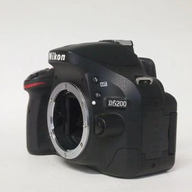 【中古】 (ニコン) Nikon D5200 ボデイ ブラツク【中古カメラ デジタル一眼】 ランク：C