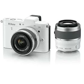 【中古】(非常に良い)Nikon ミラーレス一眼カメラ Nikon 1 (ニコンワン) V1 (ブイワン) ダブルズームキット ホワイト N1 V1WZ WH