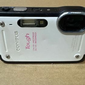 OLYMPUS Tough TG-620 防水カメラ