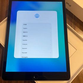 128GB Apple iPad8世代本体
