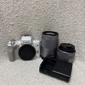 ⭐︎本日値下げ⭐︎Canon kiss M ダブルレンズキット