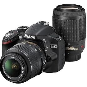 【中古】【39shop】Nikon★デジタル一眼レフカメラ D3200 200mmダブルズームキット 18-55mm/55-200mm ブラック D3200WZ200BK（非常に良い）