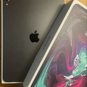 iPad Pro 11インチ（2018年モデル・64GB）箱付き