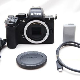 ★極上美品 ショット数1546回 Nikon ミラーレス一眼カメラ Z50II ボディ ニコン★