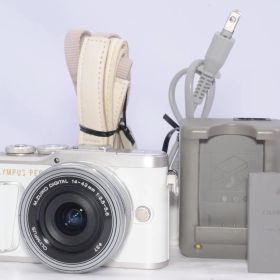 OLYMPUS PEN E-PL9 ミラーレス一眼 レンズキット ホワイト 液晶スレ・ボディ汚れあり
