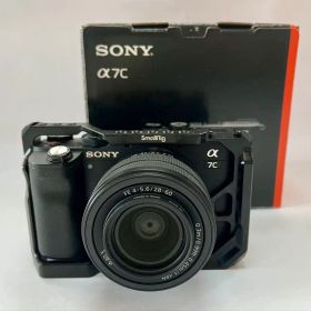 【美品】SONY ソニー α7C ズームレンズ＋ケージ付 ILCE-7C