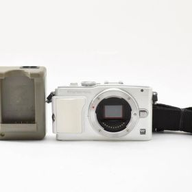 ★良品★オリンパス OLYMPUS PEN Lite E-PL6 ボディ《ショット数2944回》★ W0810＃5787