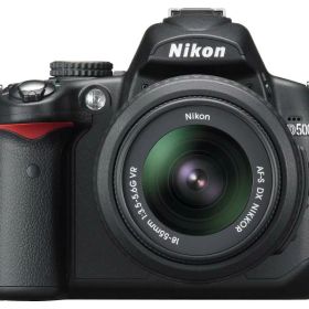 【中古】Nikon デジタル一眼レフカメラ D5000 レンズキット ブラック D5000LK