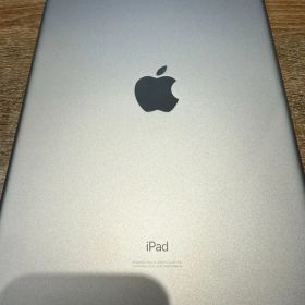 【中古美品】iPad第7世代 32GB シルバー WiFiモデル MW752J/A iPad7 A547