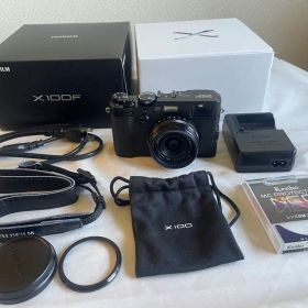 FUJIFILM X100F 本体 デジタルカメラ