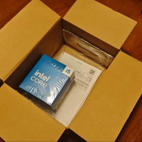 新品未使用 Intel Core i5-14400 14th Gen CPU