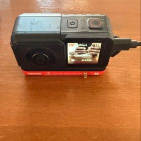 Insta360 ONE R 本体