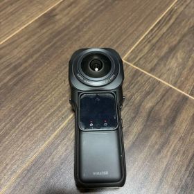 Insta360 ONE RS 1-INCH 360 EDITION 本体