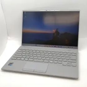 【中古】Fujitsu LIFEBOOK UH UH90/H1 FMVU90H1H フロストグレー【i7-1360P 16G 512G(SSD) WiFi 14LCD】【三宮センター】保証期間１ヶ月