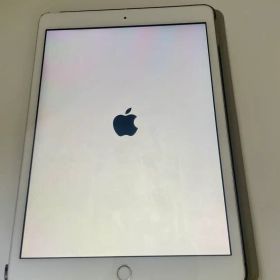 iPad8 第8世代 32GB SIMフリー ➕おまけ