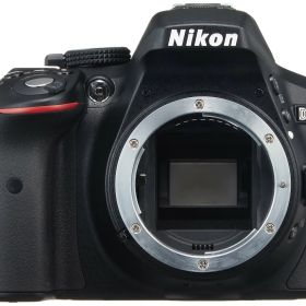 【中古】【整備済み品】 Nikon デジタル一眼レフカメラ D5300 ブラック 2400万画素 3.2型液晶 D5300BK