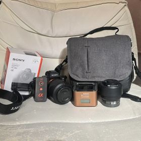 SONY α7II レンズ2本セット シャッター3489回 VG-C2EM付