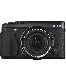 【中古】FUJIFILM ミラーレス一眼 X-E2 ズームレンズキット ブラック F X-E2B/1855KIT