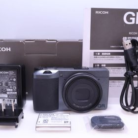 【1,705回 ほぼ新品】RICOH GR IIIx Urban Edition コンパクトデジタルカメラ