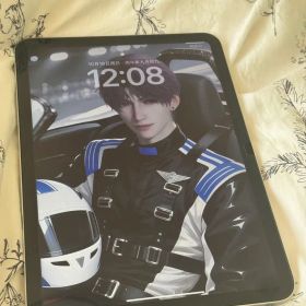 iPad 第10世代 Wi-Fi 256GB シルバー充電不良あり純正充電器付き