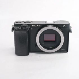 【中古】 (ソニー) SONY α6000 Overseasmodels (ILCE-6000) ブラック ボディ【中古カメラ デジタル一眼】 ランク：B