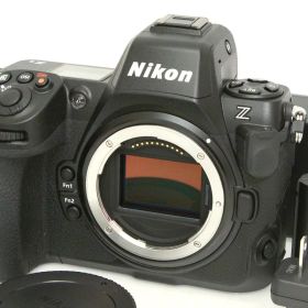 【中古】【美品】ニコン Z 8 ボディ CA01-R7549-3V1C Nikon Zマウント フルサイズ 5軸手ブレ補正 EVF 中古