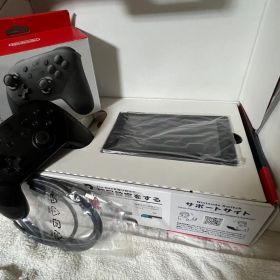 【外箱完備/純正プロコン付】Nintendo Switch 新型（ジョイコン無）