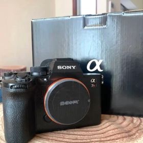 美品SONY α7R V ボディ 正規 修理、点検、動作済み、機関良好