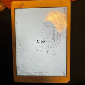 10/24まで iPad Air 初代 Wi-Fiモデル A1474 画面割れ