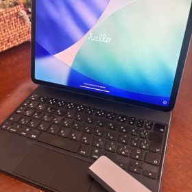 iPad Pro 11インチ 第2世代 128GB 純正Keyboard付