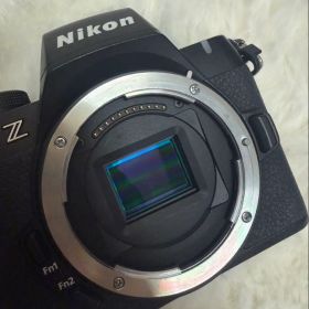 Nikon Z50II ボディ APS-C Zマウント ミラーレス一眼【中古】
