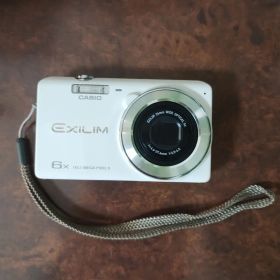 CASIO EXILIM EX-ZS26 本体 ホワイト