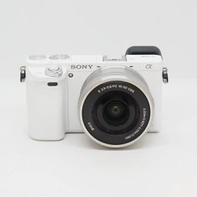 【中古】 (ソニー) SONY ILCE-6000L ホワイト パワーズームレンズキツト【中古カメラ デジタル一眼】 ランク：B