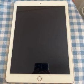 iPadAir おそらく第2世代 モデルA1566 ベージュ色 64GB