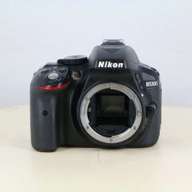 【中古】 (ニコン) Nikon D5300 ボディ ブラック【中古カメラ デジタル一眼】 ランク：AB