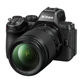 【当店オリジナル3年延長保証付】ニコン Z5II 24-200 レンズキット