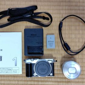 Nikon 1 J5 ミラーレス 標準パワーズームレンズキット シルバー