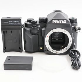 ■シャッター数3335枚！新品同様■ PENTAX KP ボディ ブラック デジタル一眼レフカメラ ペンタックス