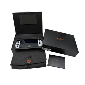 ■ 美品 GPD WIN 4 G1618-04 32GB 1TB ホワイト ポータブルゲーミングPC UMPC