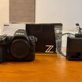 Nikon Z 8 ミラーレス一眼 本体